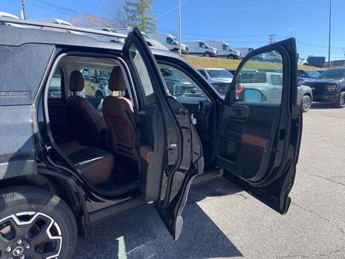 New 2026 Ford Bronco Sport Outer Banks w/ Outer Banks Tech Package+ AWD/4WD image 11