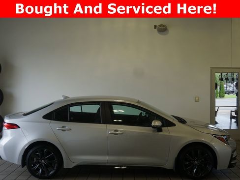 Certified 2023 Toyota Corolla SE image 2