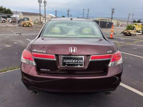 Used 2011 Honda Accord EX-L image 5
