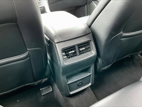 Used 2023 Ford Edge SEL AWD/4WD image 11