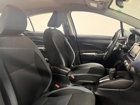 Used 2023 Nissan Versa SV image 10