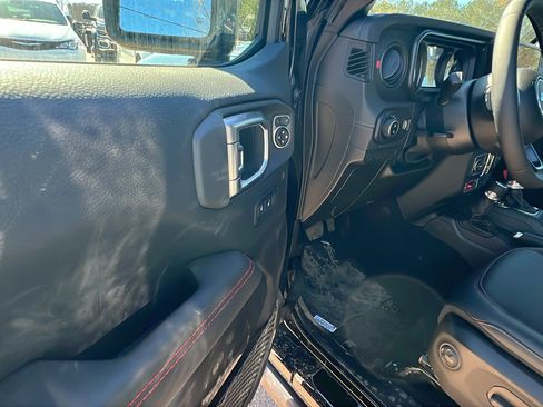 New 2026 Jeep Gladiator Rubicon w/ Steel Power Dome Hood Package image 15