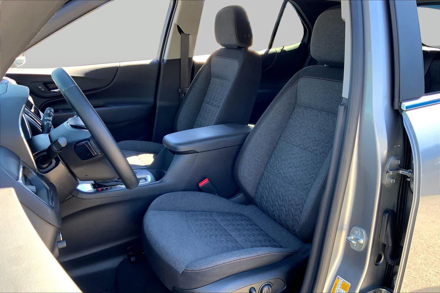 Used 2023 Chevrolet Equinox LT FWD image 8