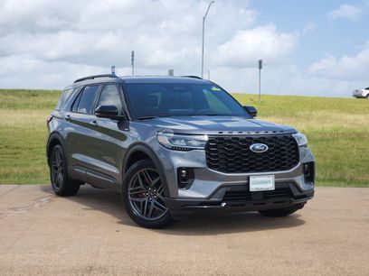 Used 2025 Ford Explorer ST-Line w/ Premium Package