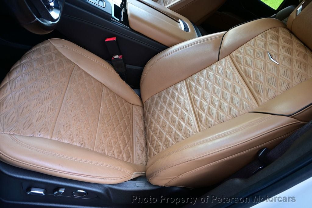 Used 2021 Cadillac Escalade Premium Luxury RWD image 28