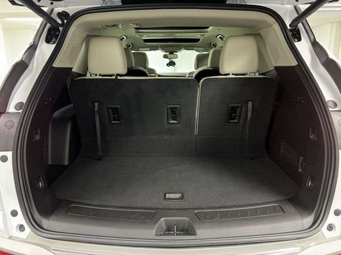 Certified 2021 Buick Enclave Essence w/ Sound and Sites Package image 27