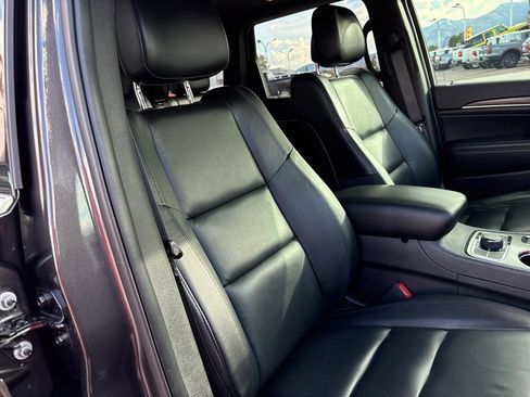 Used 2020 Jeep Grand Cherokee Limited image 26