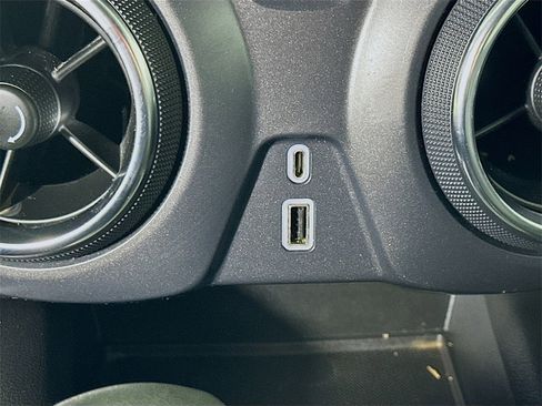 Used 2023 Chevrolet Blazer LT image 29