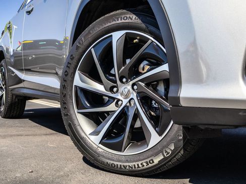Used 2017 Lexus RX 350 FWD w/ Luxury Package image 2