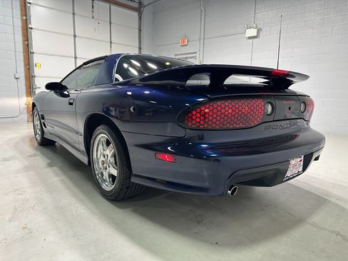 Used 2002 Pontiac Firebird Trans Am w/ SLP Firehawk Pkg RWD image 17