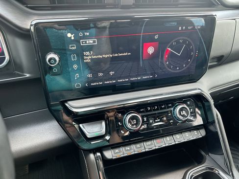 Used 2024 GMC Sierra 1500 AT4X w/ AT4X AEV Edition image 16