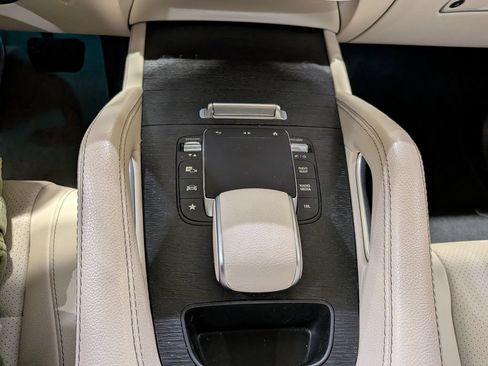 Used 2022 Mercedes-Benz GLE 450 4MATIC image 17