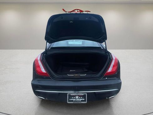 Used 2019 Jaguar XJ L Portfolio AWD/4WD image 16