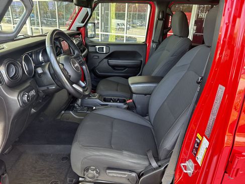 Used 2022 Jeep Wrangler Unlimited Sport AWD/4WD image 15