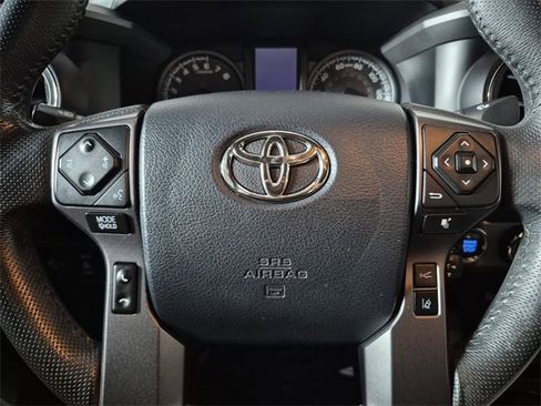 Used 2019 Toyota Tacoma TRD Sport image 24