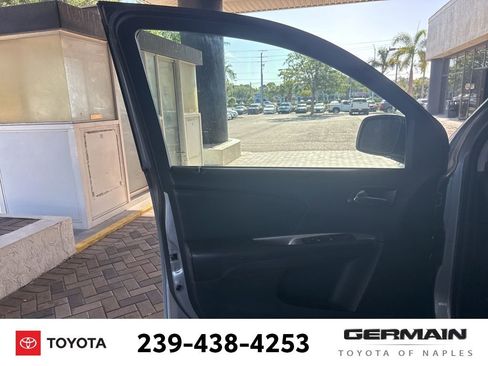 Used 2017 Dodge Journey SE w/ Flexible Seating Group FWD image 15