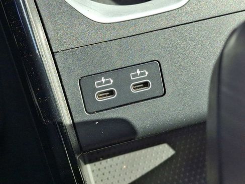 Used 2025 BMW X1 xDrive28i w/ Technology Package image 24