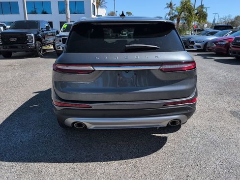 Used 2022 Lincoln Corsair Standard w/ Equipment Group 101A image 4