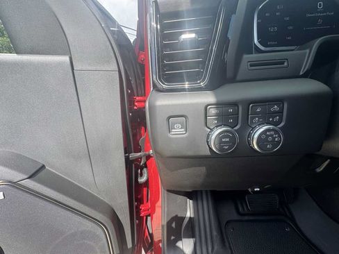 Used 2026 GMC Sierra 2500 AT4 AWD/4WD image 14