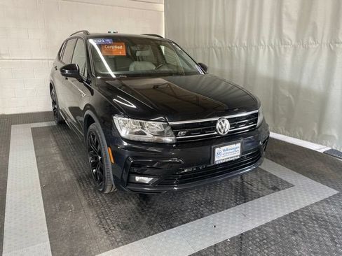 Certified 2021 Volkswagen Tiguan SE R-Line AWD/4WD image 2