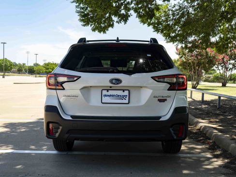 Used 2022 Subaru Outback Premium w/ Popular Package #1 AWD/4WD image 8