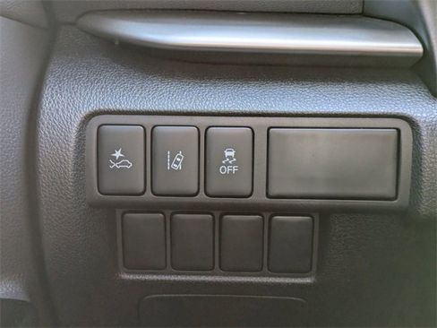 Used 2024 Mitsubishi Eclipse Cross LE image 26