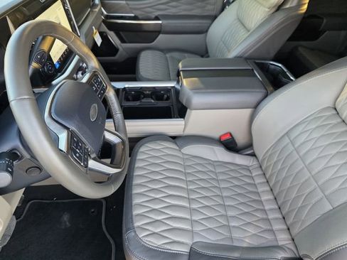 Used 2026 Ford F250 Platinum w/ Platinum Plus Package image 11