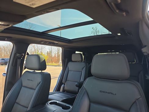 Certified 2022 GMC Yukon Denali AWD/4WD image 31