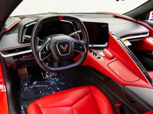 Used 2023 Chevrolet Corvette Stingray w/ Z51 Performance Package image 11