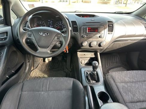 Used 2016 Kia Forte LX image 18