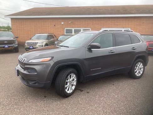 Used 2014 Jeep Cherokee Latitude AWD/4WD image 1