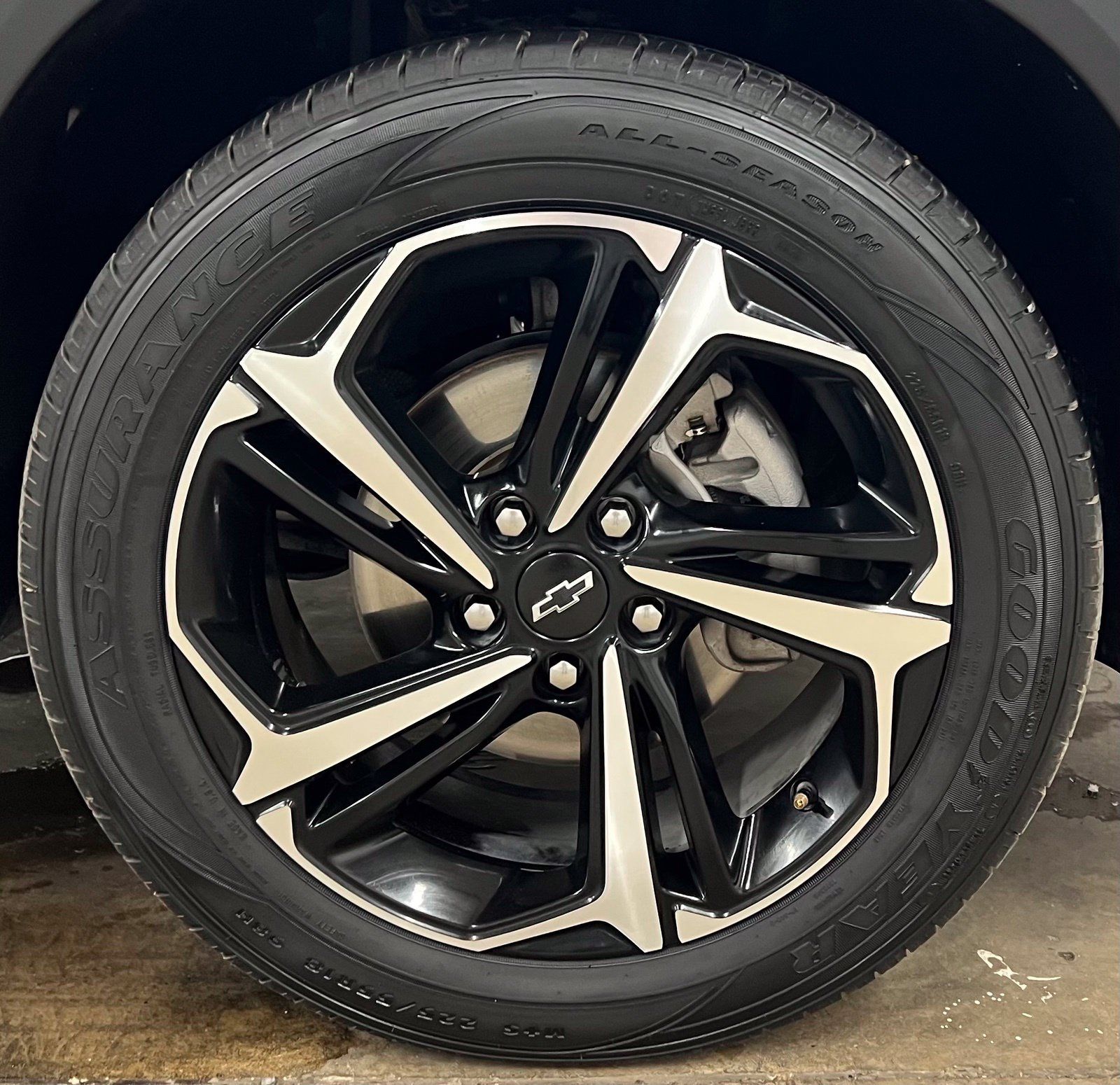 Used 2023 Chevrolet TrailBlazer RS w/ Convenience Package FWD image 8