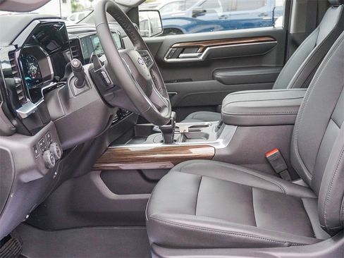 New 2026 Chevrolet Silverado 1500 LT Trail Boss w/ Convenience Package II image 17