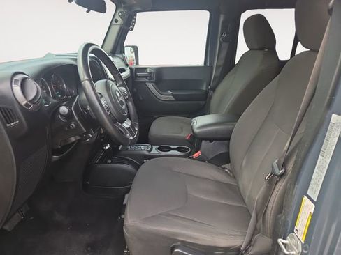 Used 2017 Jeep Wrangler Unlimited Sport w/ Connectivity Group image 9