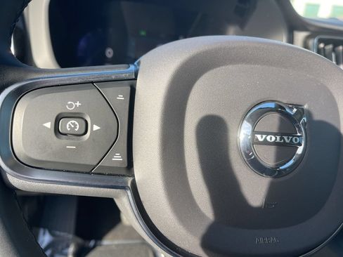 Used 2023 Volvo XC60 B5 Core w/ Protection Package Premier AWD/4WD image 20