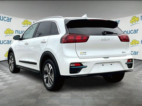 Used 2022 Kia Niro EX w/ Cold Weather Package image 4