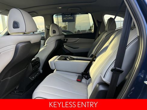 Used 2022 Acura MDX SH-AWD w/ Advance Package image 17