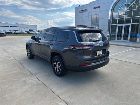 Used 2025 Jeep Grand Cherokee L Limited image 5