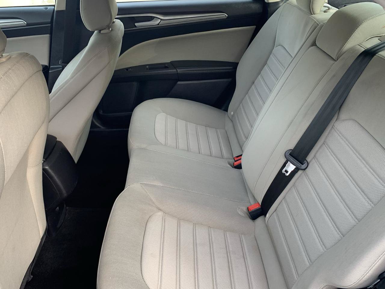 Used 2020 Ford Fusion S FWD image 9