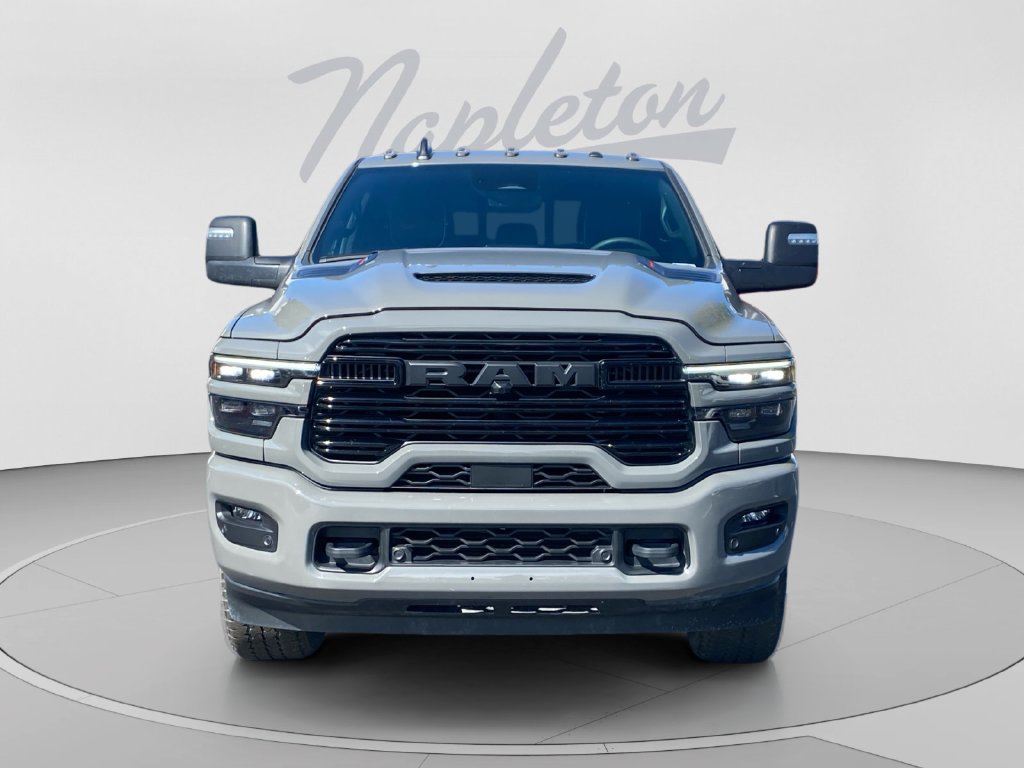 Used 2026 RAM 3500 Laramie AWD/4WD image 9