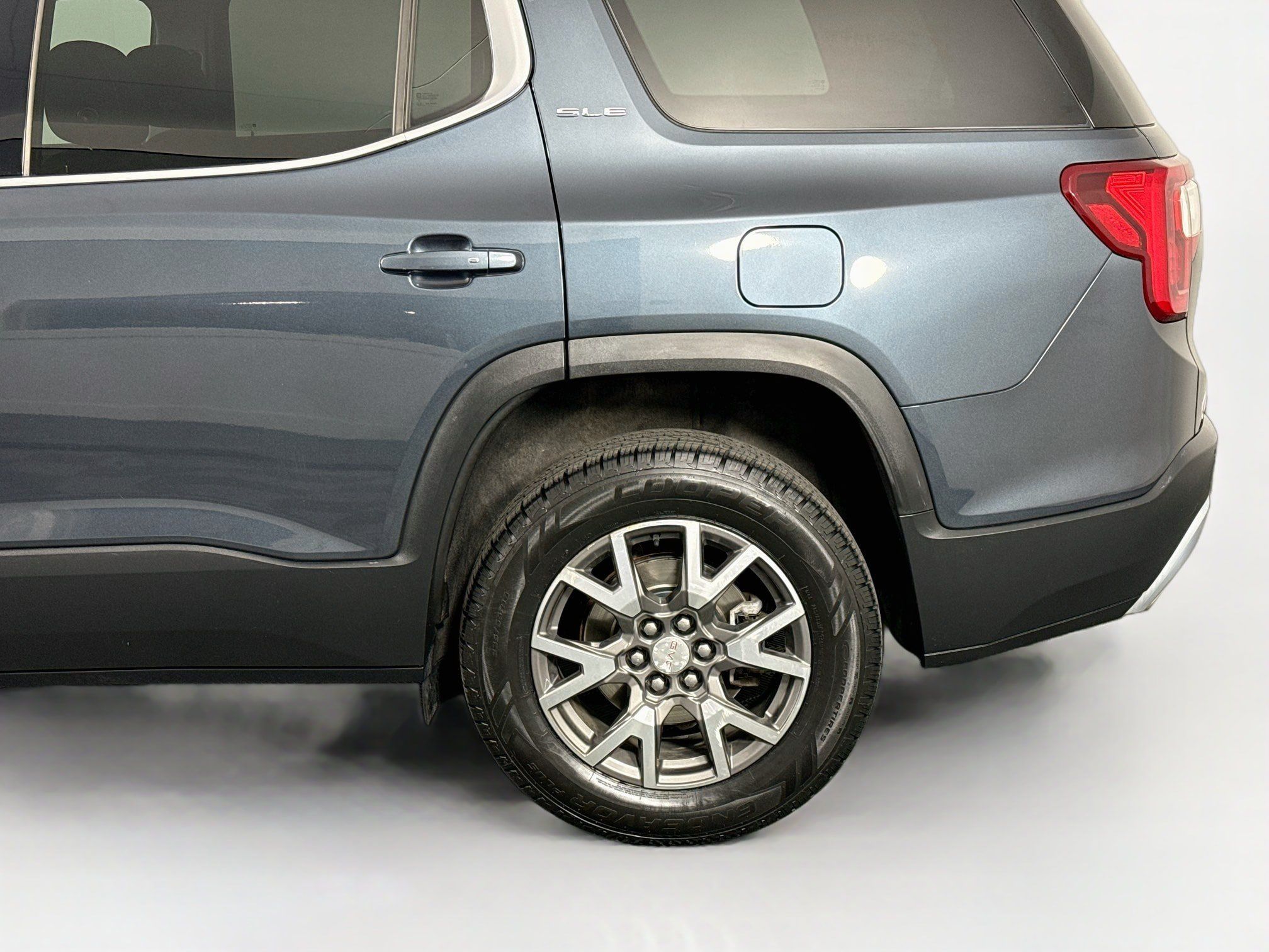 Used 2020 GMC Acadia SLE w/ Driver Convenience Package AWD/4WD image 46