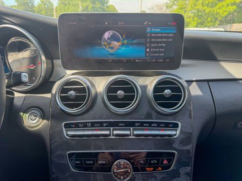 Used 2019 Mercedes-Benz C 300 Sedan image 11