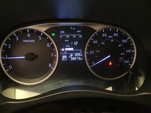 Used 2022 Nissan Kicks S image 23