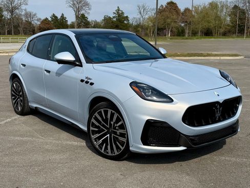 Used 2024 Maserati Grecale Trofeo AWD/4WD image 1