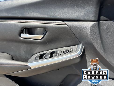 Certified 2024 Nissan Sentra SR FWD image 22