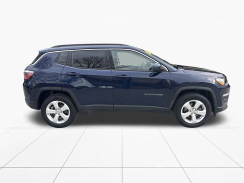 Used 2018 Jeep Compass Latitude w/ Popular Equipment Group image 10