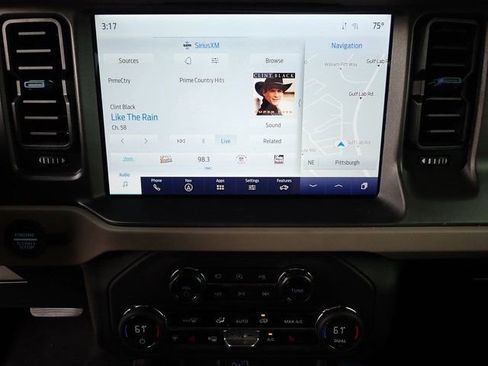 Certified 2024 Ford Bronco Wildtrak AWD/4WD image 28