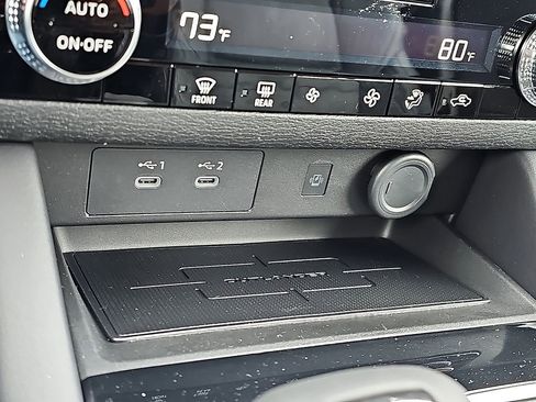 New 2026 Mitsubishi Outlander SE image 16