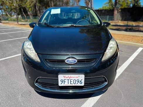 Used 2011 Ford Fiesta SE w/ 202A Rapid Spec Order Code FWD image 3