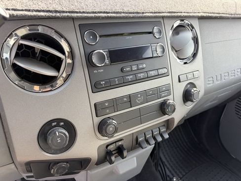 Used 2012 Ford F350 XLT w/ XLT Interior Pkg RWD image 7
